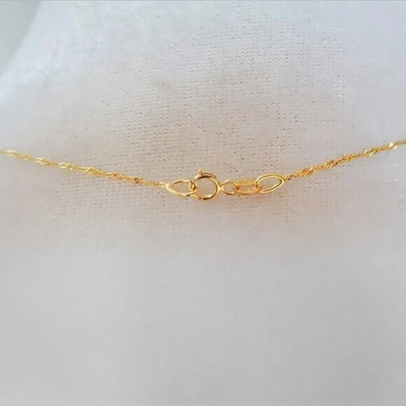 Genuine 10K Gold Small Cross Pendant Necklace Stamped 10K - Picture 4 of 4